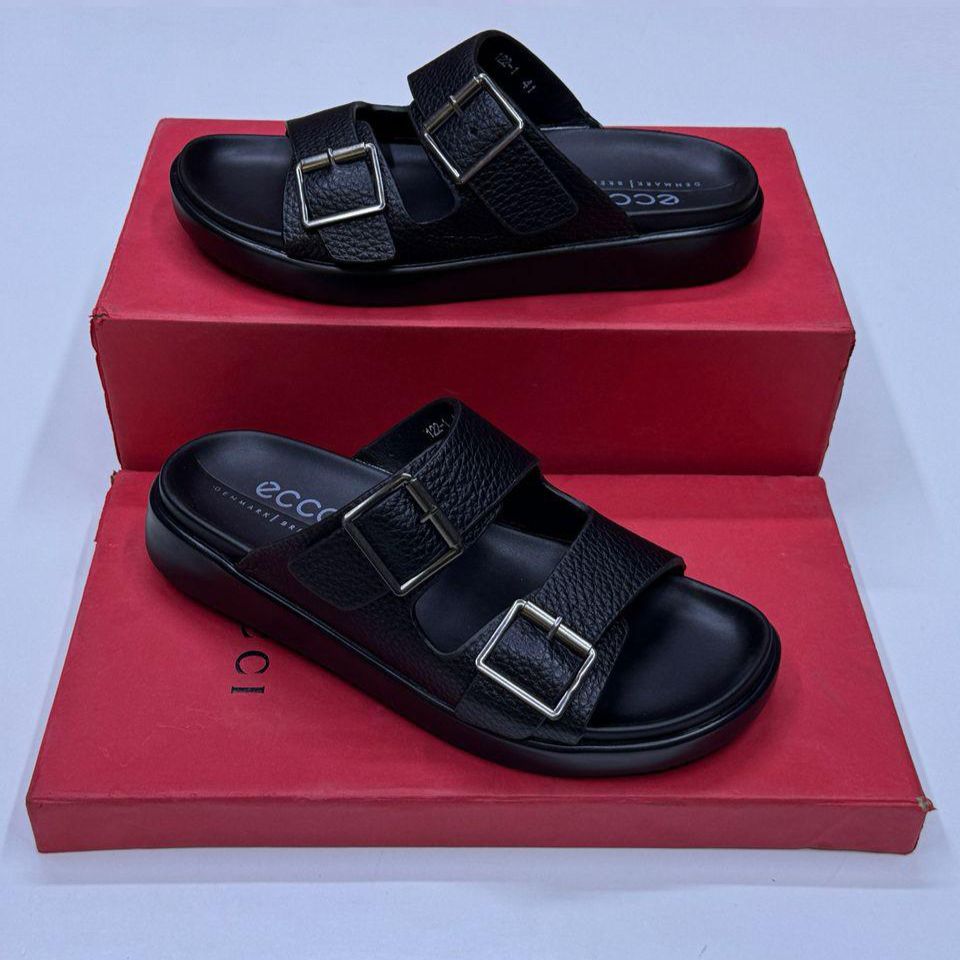 ECCO Hard Sole Normal Fitting Leather Men's Sandals - Black