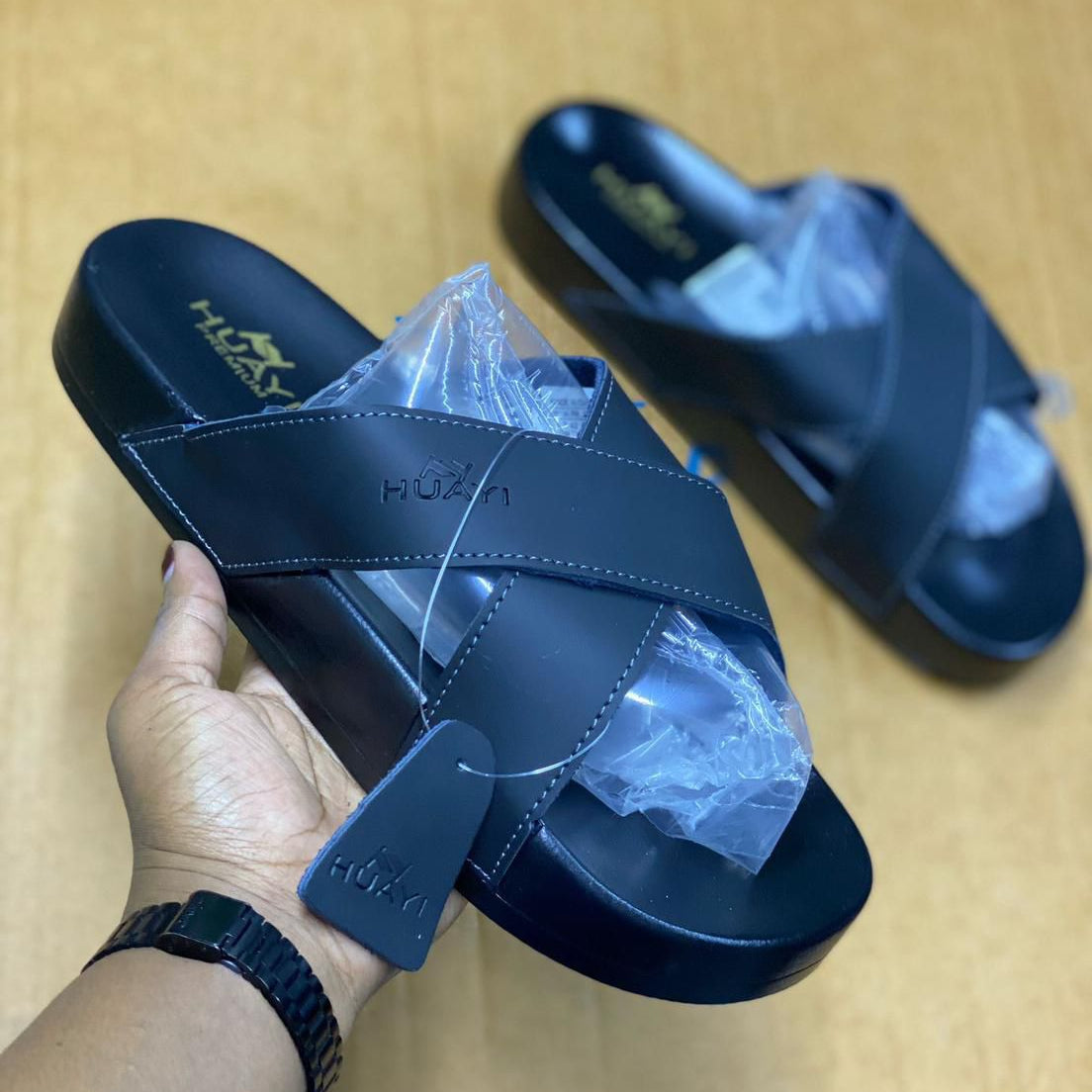 Huayi Soft Leather Rubber Sole Men's Sandals Size 40 - 45 Black